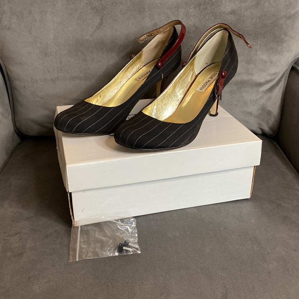 Aldo pinstripe heels - Picture 2 of 5